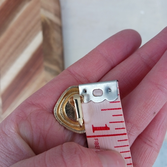 Vintage Mogul Blue Glass 1980s Gold Tone Clip Earrings Dimond Shape - Picture 4 of 4